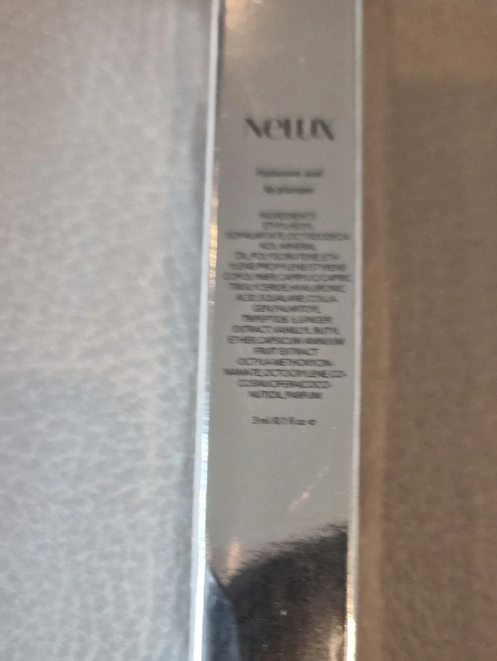 Hyaluronic Acid Lip Plumper - Silver